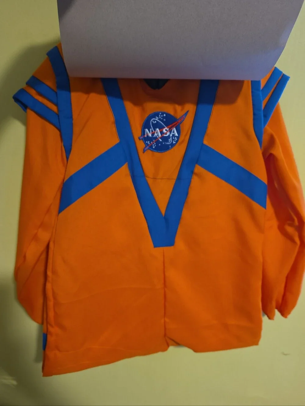 NWT NASA Astronaut Child Boy or Girl Size 8-10 Orange Jumpsuit Halloween Costume